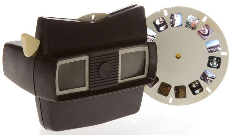 Create your Viewmaster images and upload them ColorSlide.com.